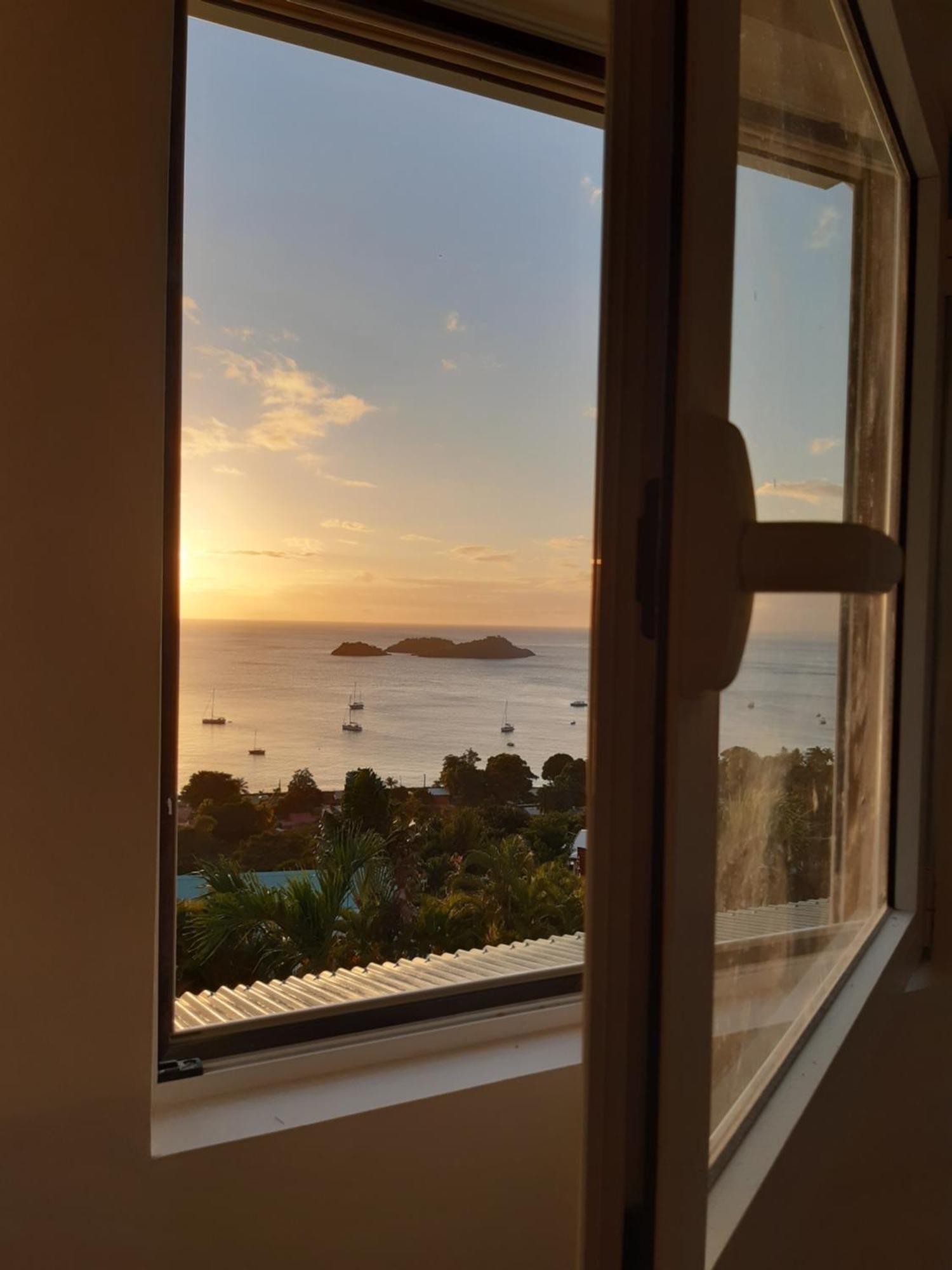 Logements Vue Mer Acces Piscine En Guadeloupe 부이영뜨 외부 사진