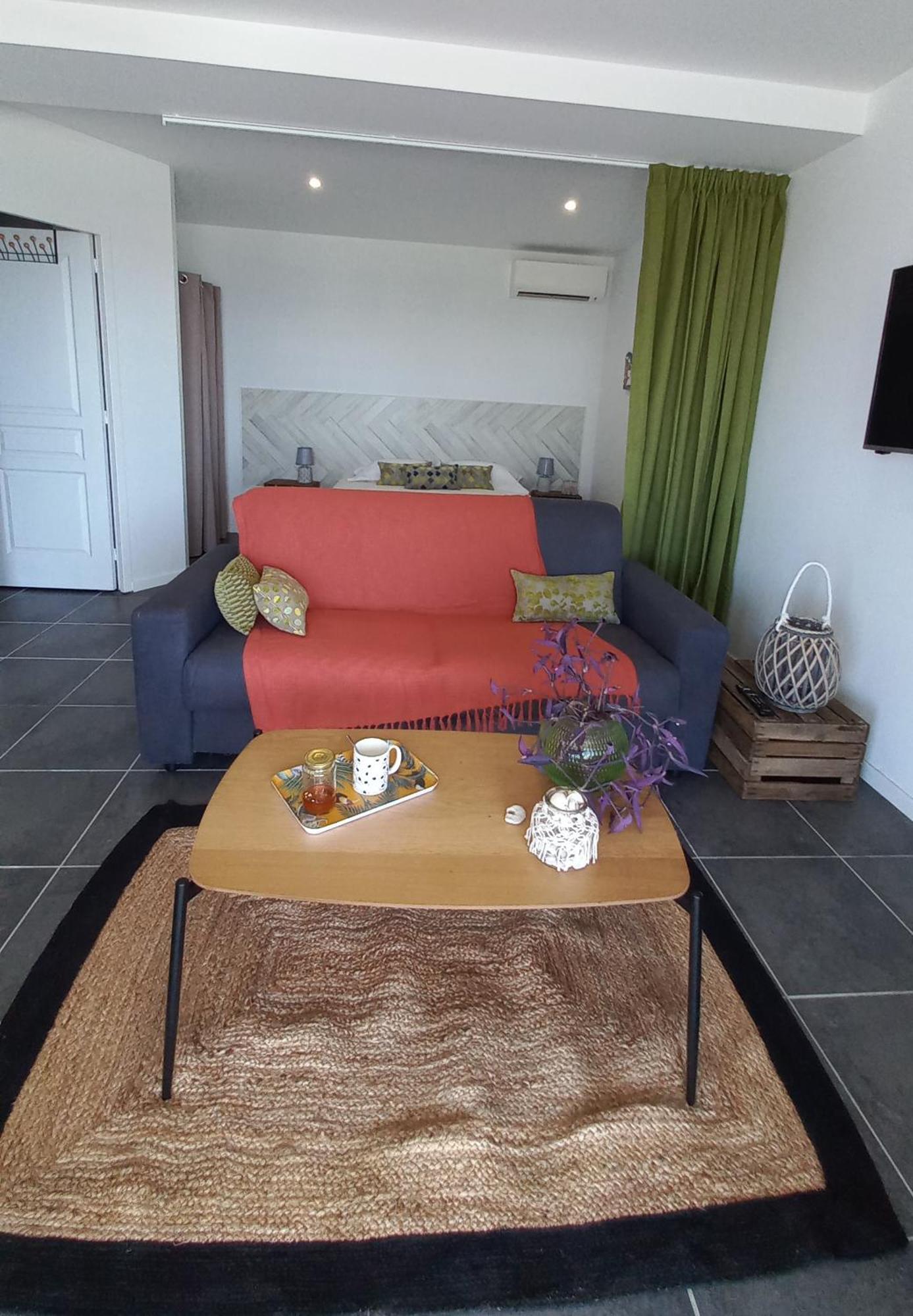 Logements Vue Mer Acces Piscine En Guadeloupe 부이영뜨 외부 사진
