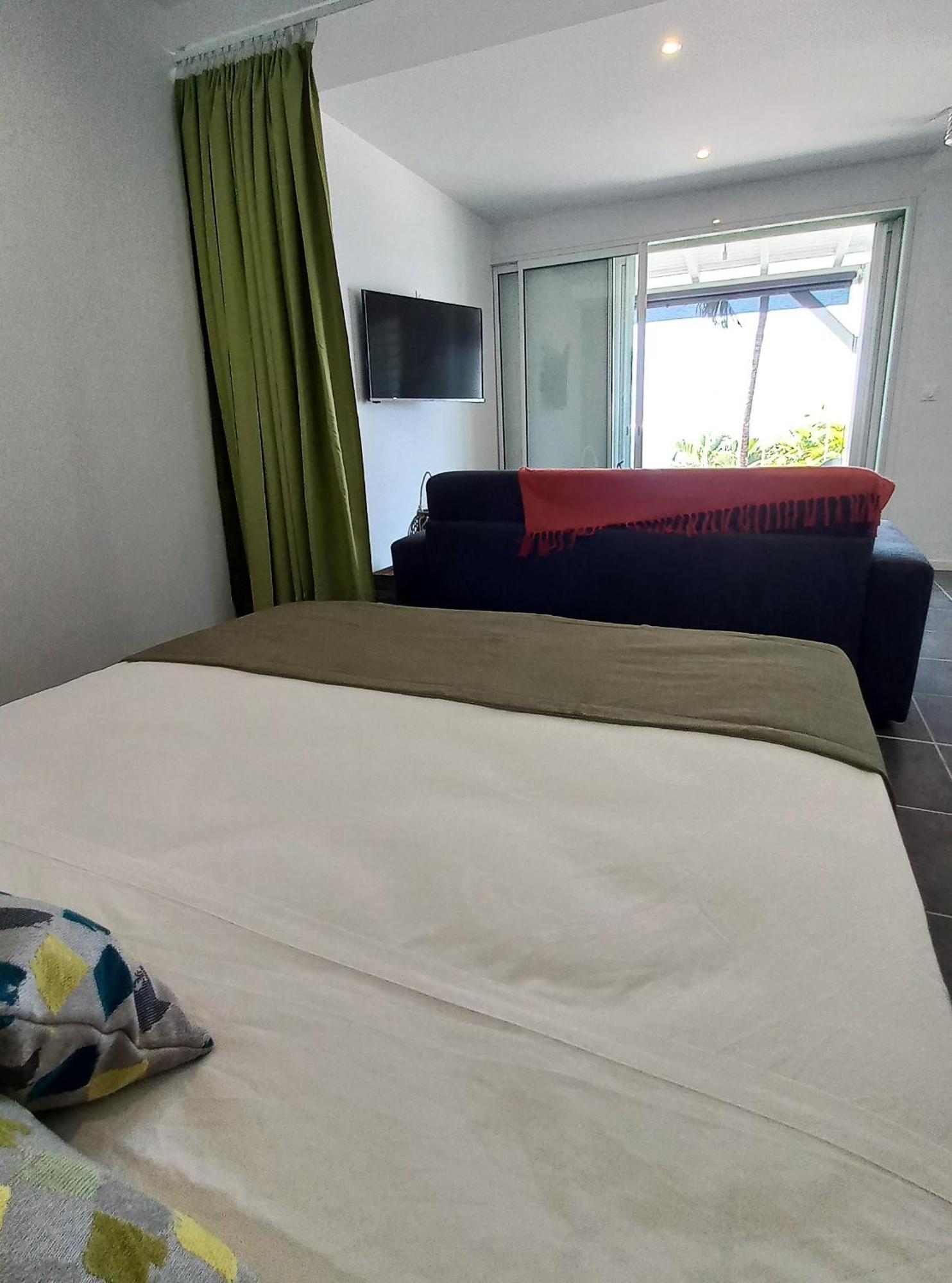 Logements Vue Mer Acces Piscine En Guadeloupe 부이영뜨 외부 사진